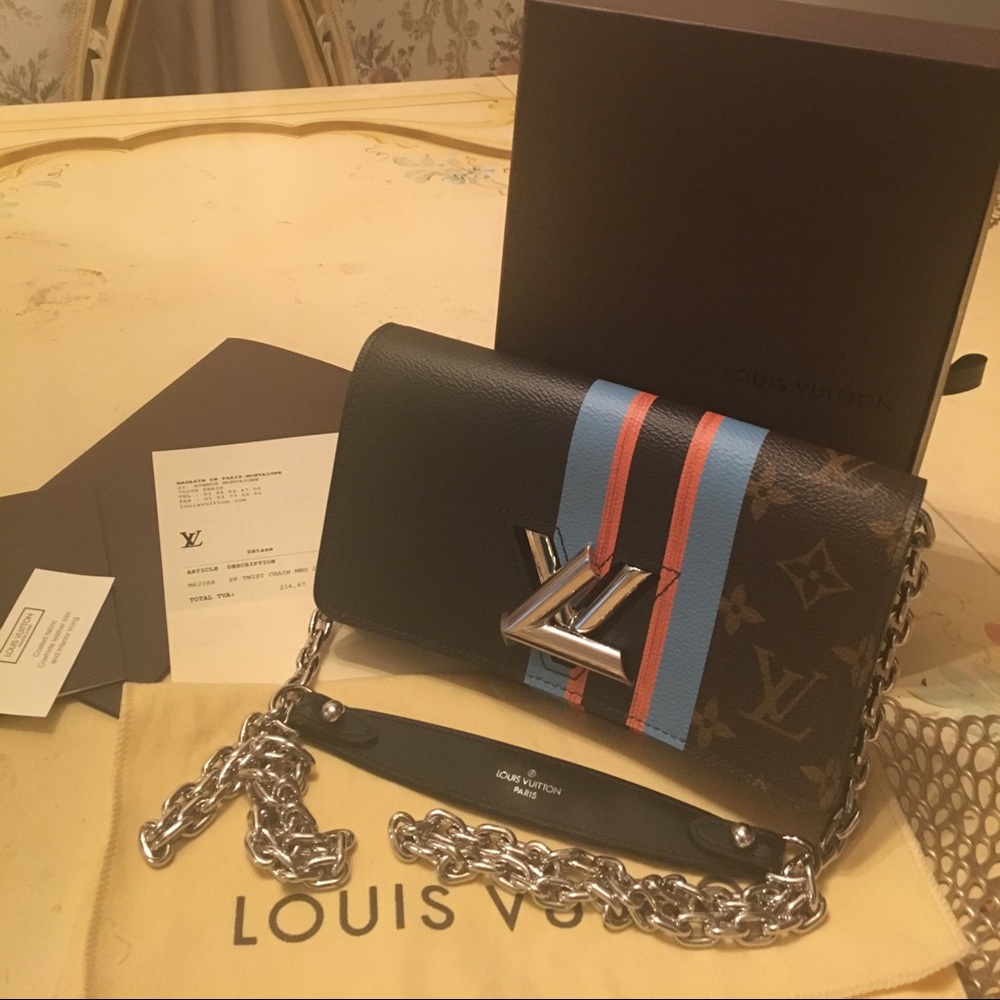* SOLD* Louis Vuitton Twist Authentic